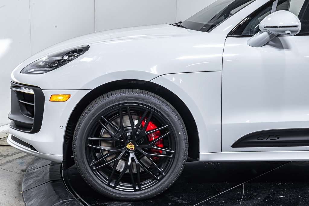2025 Porsche Macan GTS photo 19