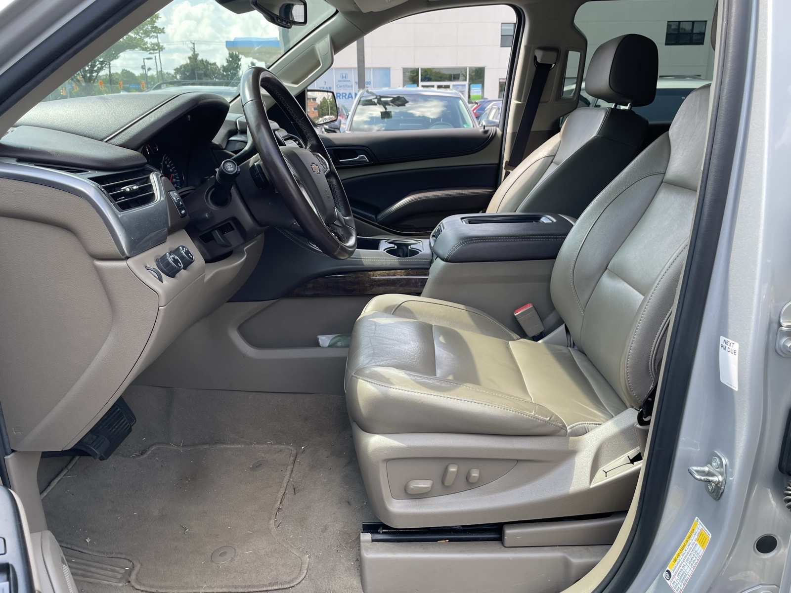 2020 Chevrolet Tahoe LT photo 15
