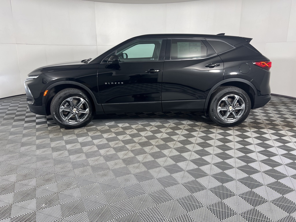 2023 Chevrolet Blazer 2LT photo 7