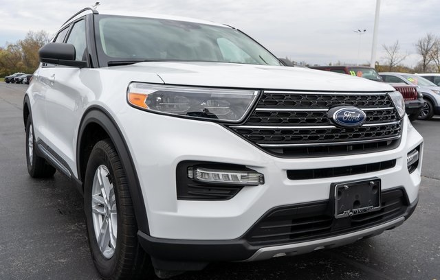 2021 Ford Explorer XLT photo 4