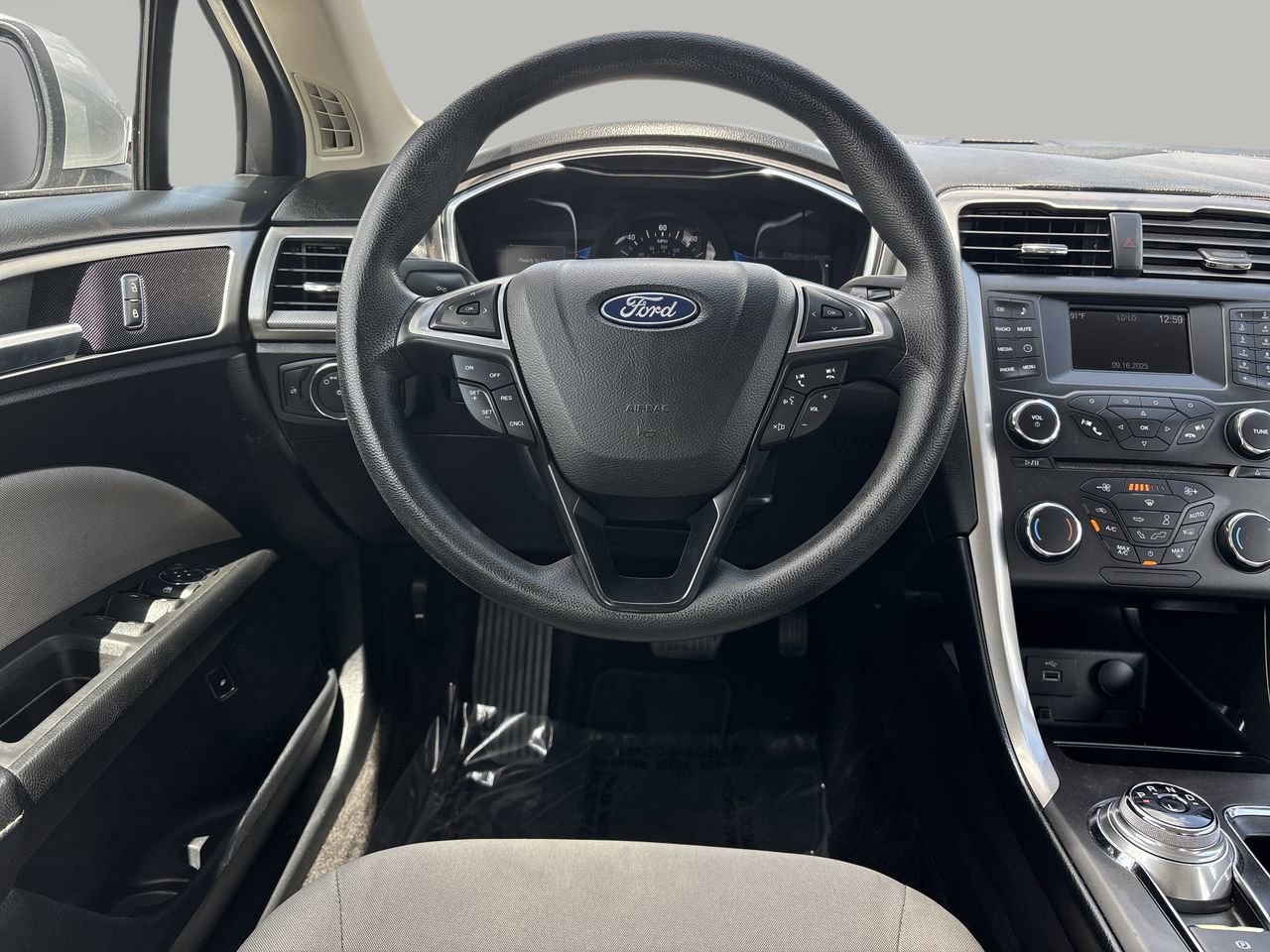 2018 Ford Fusion Hybrid S photo 13