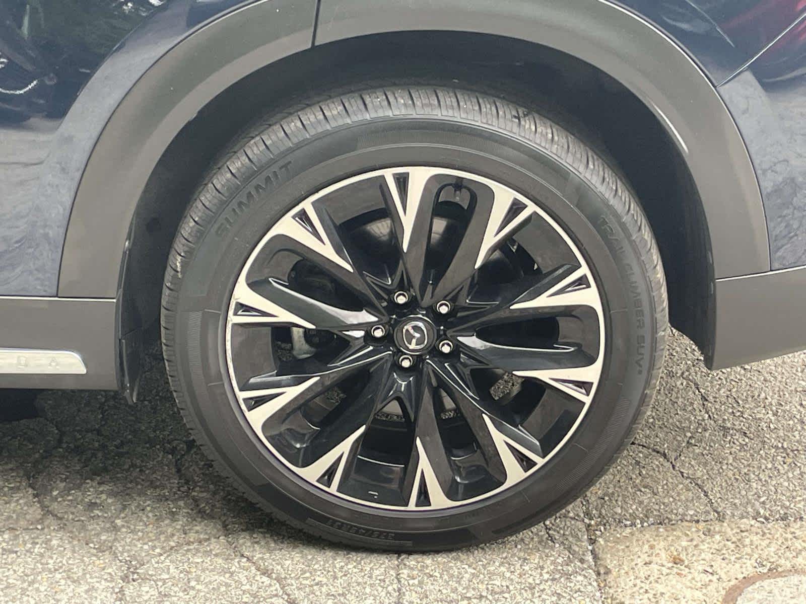 2024 Mazda CX-90 Premium photo 9