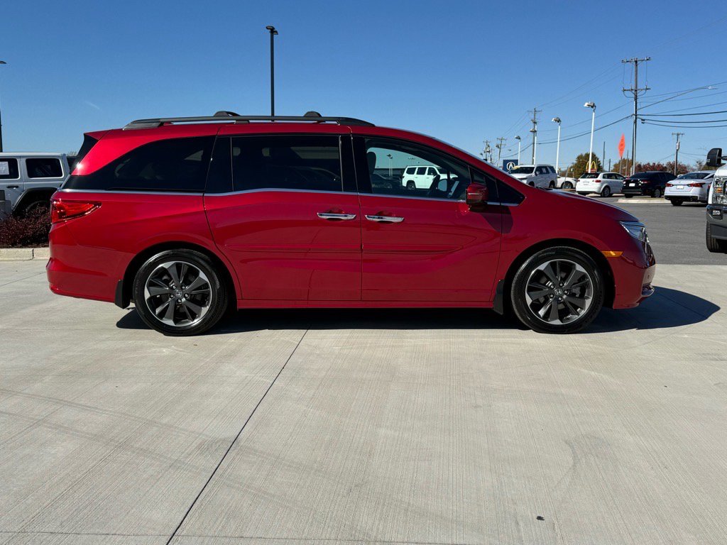 2024 Honda Odyssey Elite photo 4