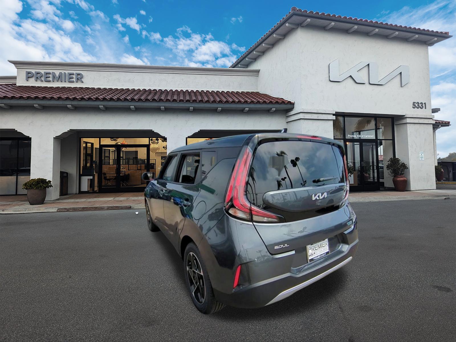 2025 Kia Soul EX photo 4