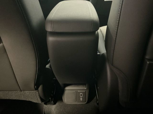 2026 Buick Encore GX Sport Touring photo 18