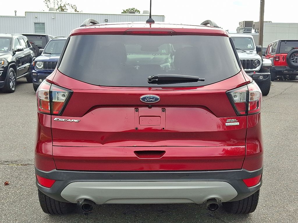2018 Ford Escape SEL photo 4