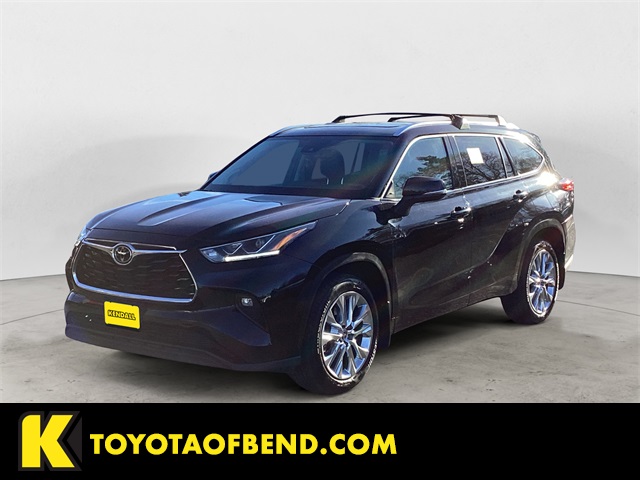 2023 Toyota Highlander Limited's photo