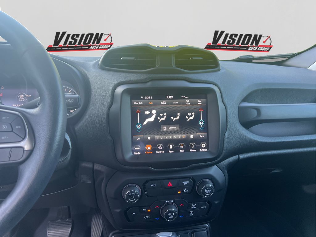 2021 Jeep Renegade Limited photo 16