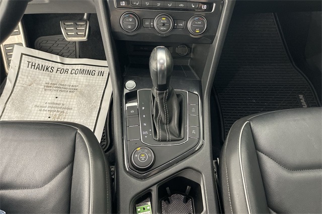 2021 Volkswagen Tiguan SEL Premium R-Line photo 36
