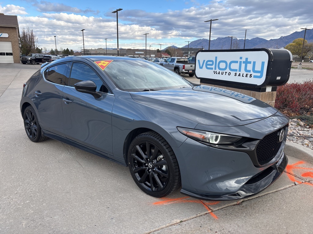 2022 Mazda Mazda3 Premium Plus's photo