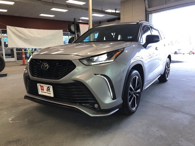 2021 Toyota Highlander XSE photo 8