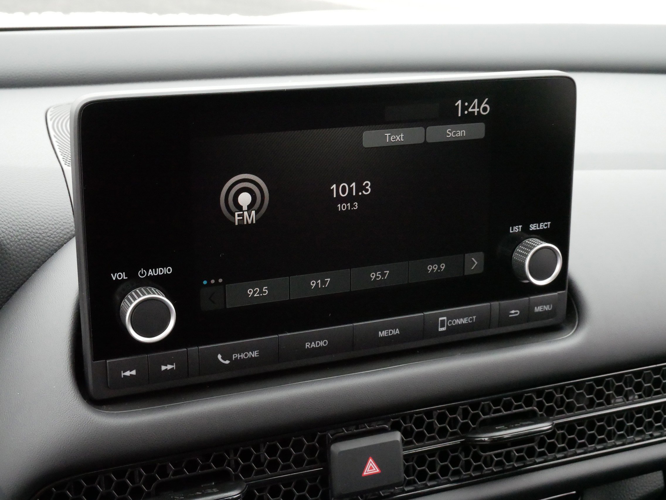 2025 Honda HR-V LX photo 21
