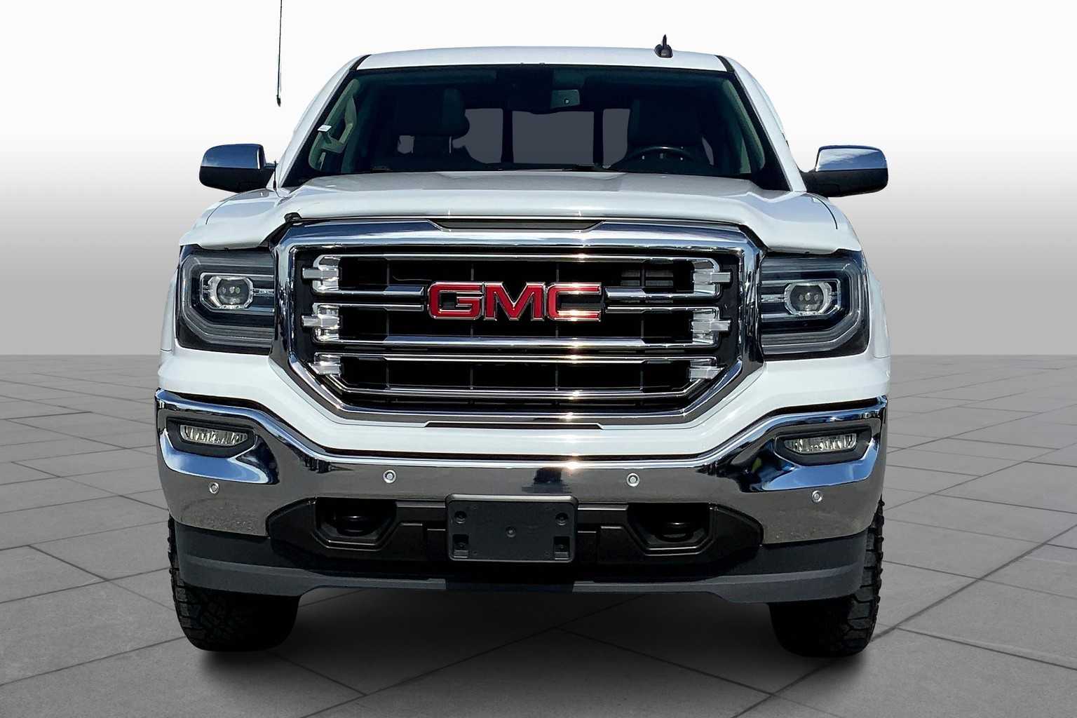 2018 Gmc Sierra 1500 SLT photo 3
