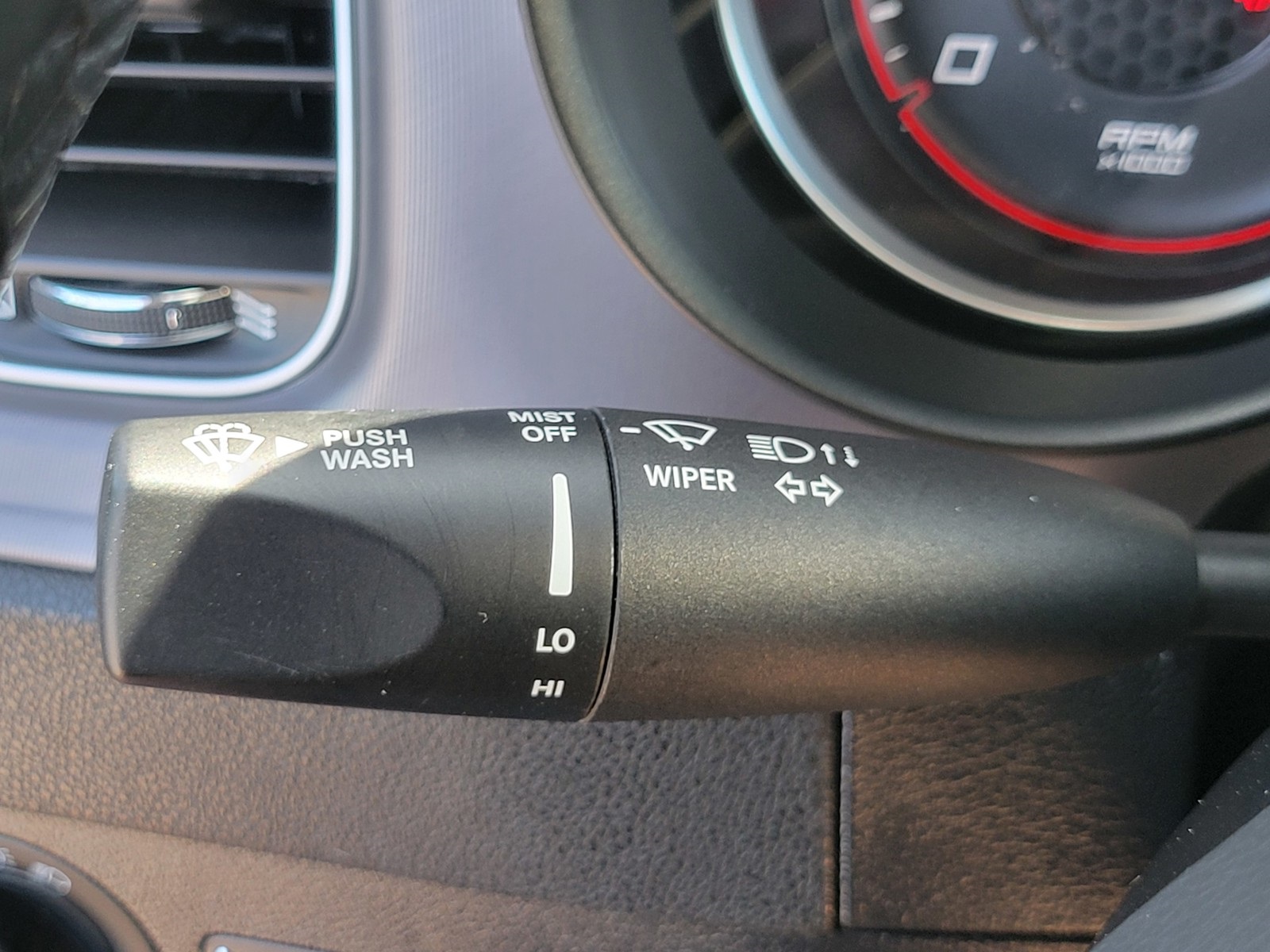 2023 Dodge Charger SXT photo 29