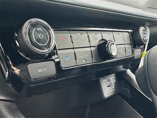 2025 Jeep Compass Limited photo 23
