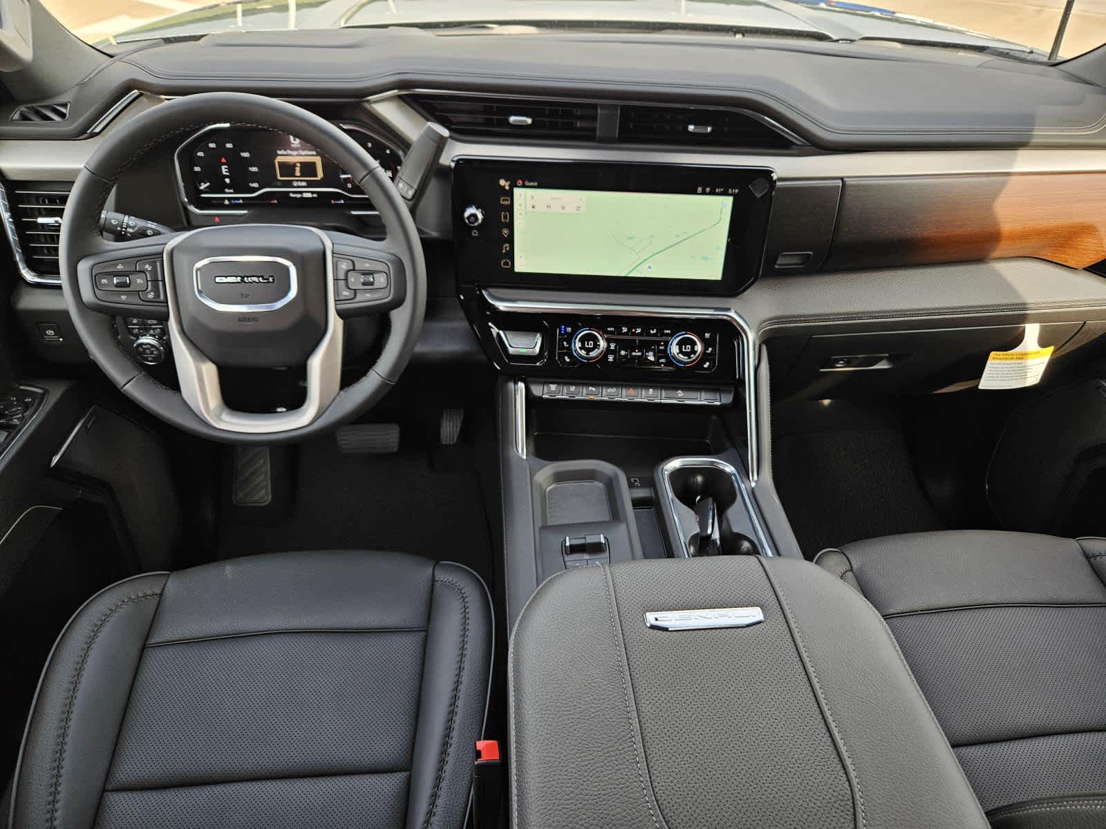 2025 Gmc Sierra 2500 HD Denali photo 13