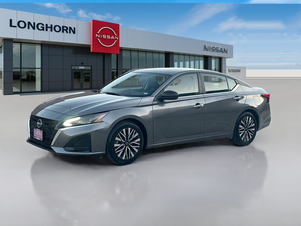 2024 Nissan Altima 2.5 SV photo 3