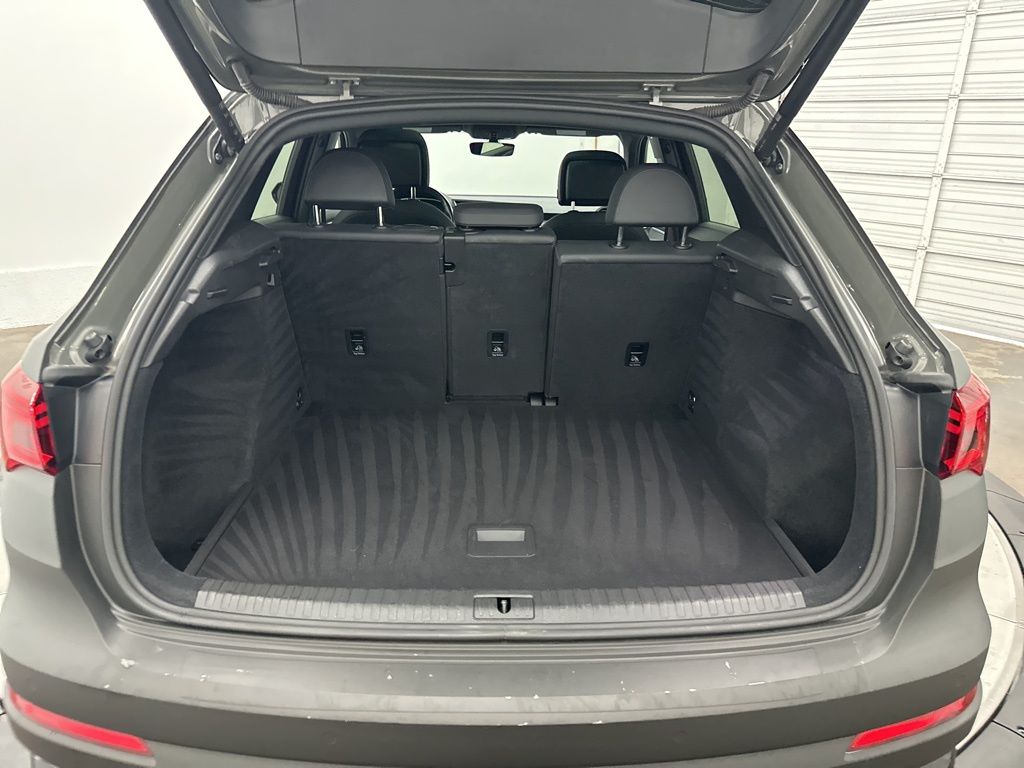 2022 Audi Q3 Premium photo 13