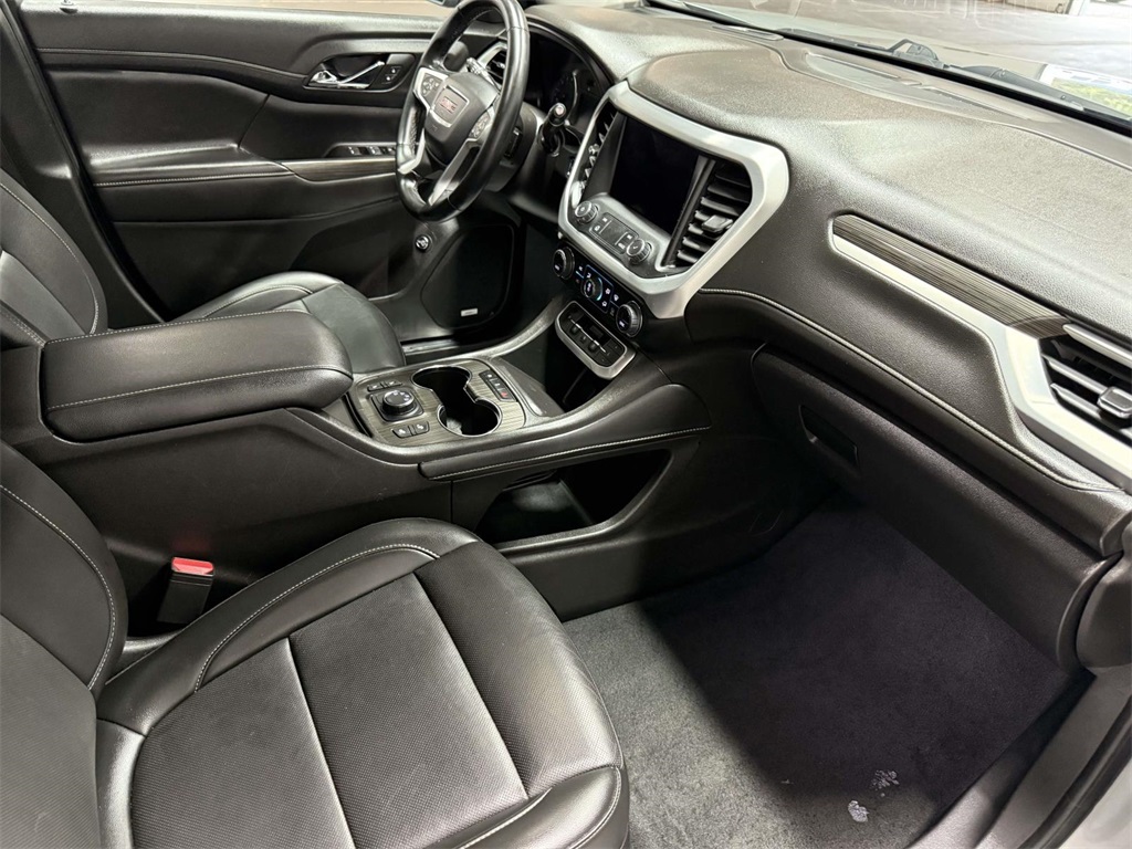 2023 Gmc Acadia SLT photo 33