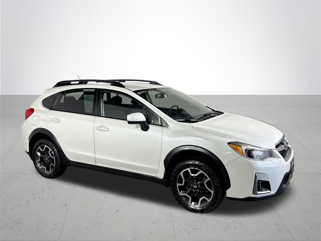 2016 Subaru Crosstrek 2.0i Premium photo 4