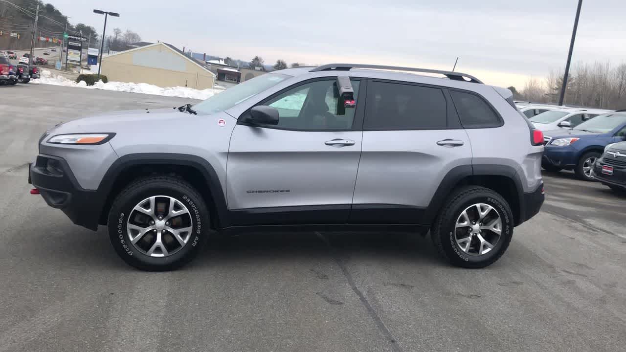 2017 Jeep Cherokee Trailhawk photo 4