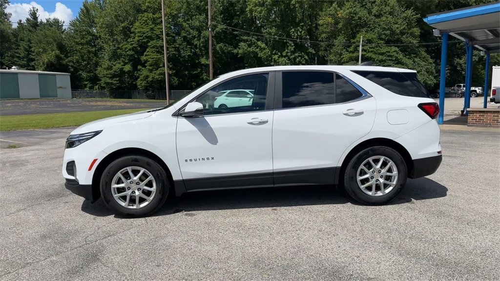 2023 Chevrolet Equinox LT photo 4