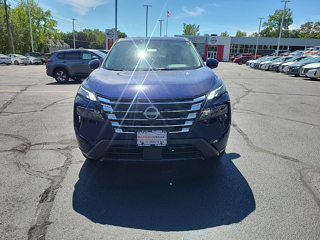 2026 Nissan Rogue SV photo 6