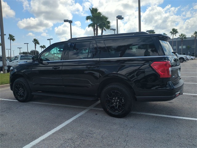 2023 Ford Expedition MAX XL photo 4