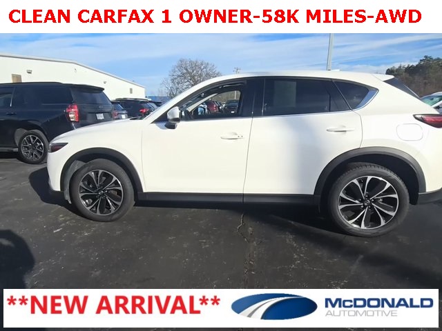 2022 Mazda CX-5 S Premium package's photo