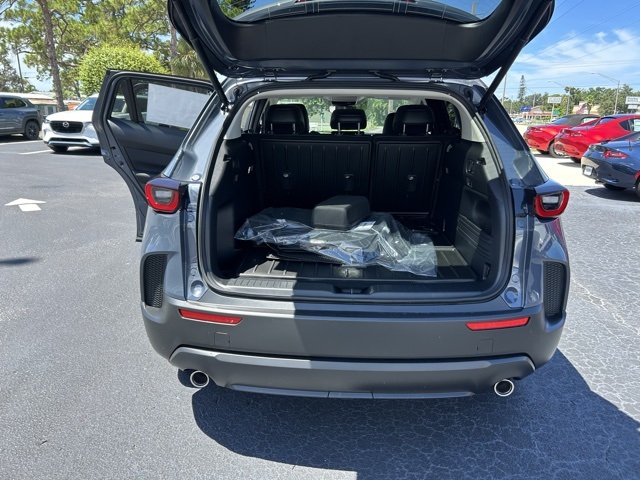 2025 Mazda CX-50 Preferred photo 10