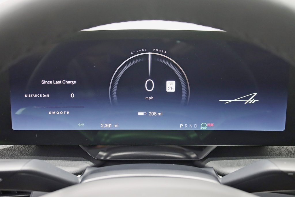 2025 Lucid Air Touring photo 16