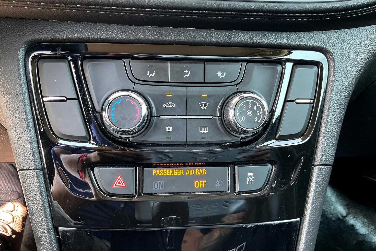 2020 Buick Encore Preferred photo 30