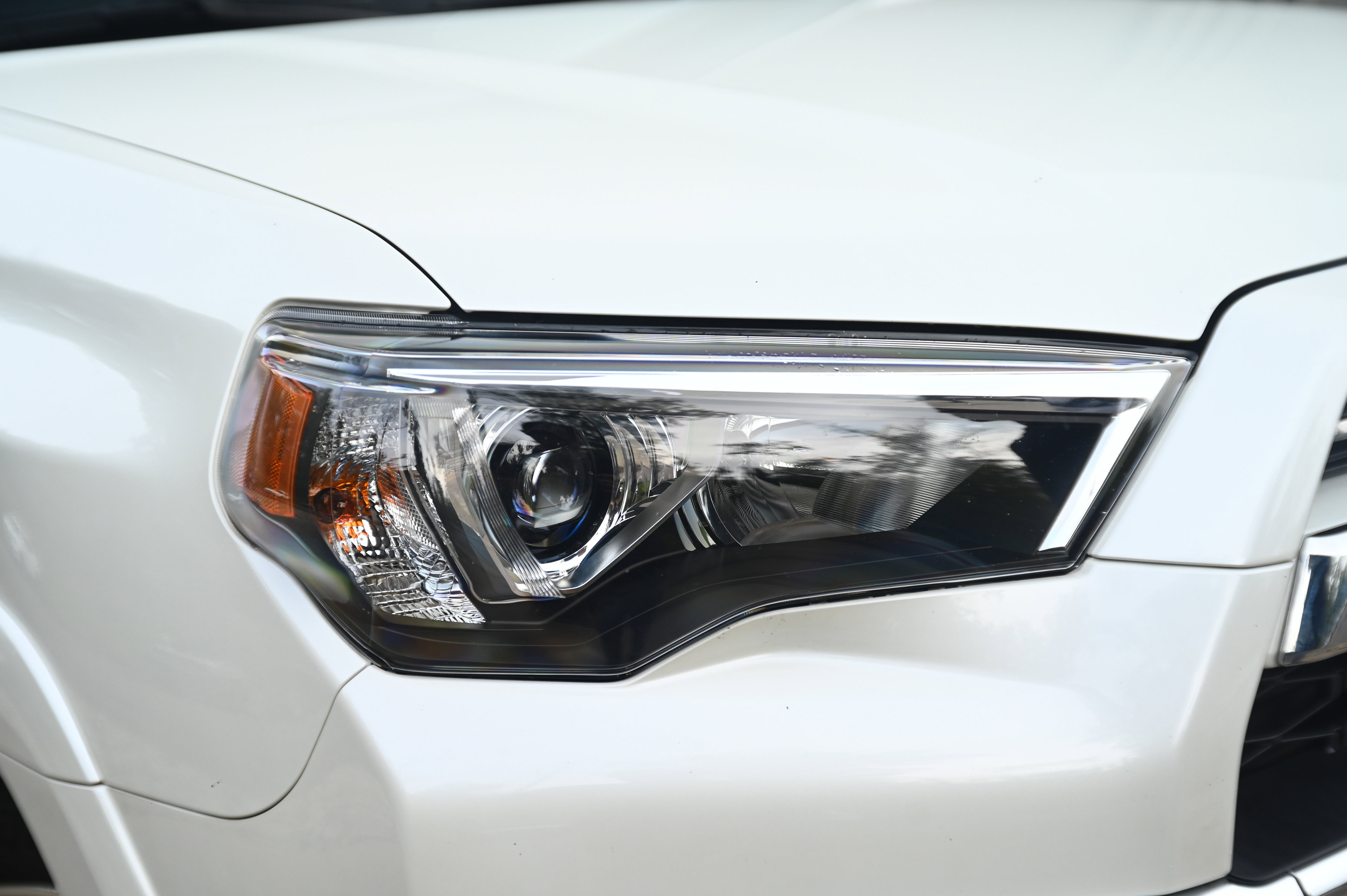 2022 Toyota 4Runner Limited photo 3