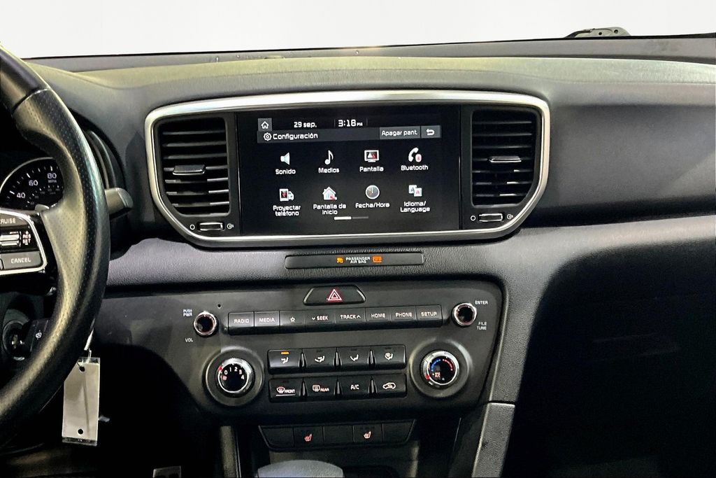 2020 Kia Sportage S photo 9