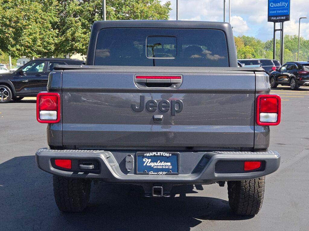 2022 Jeep Gladiator Altitude photo 15