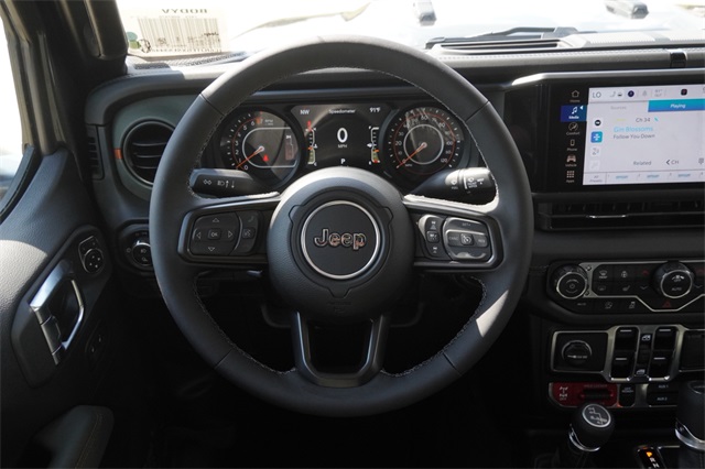 2025 Jeep Gladiator Mojave photo 15