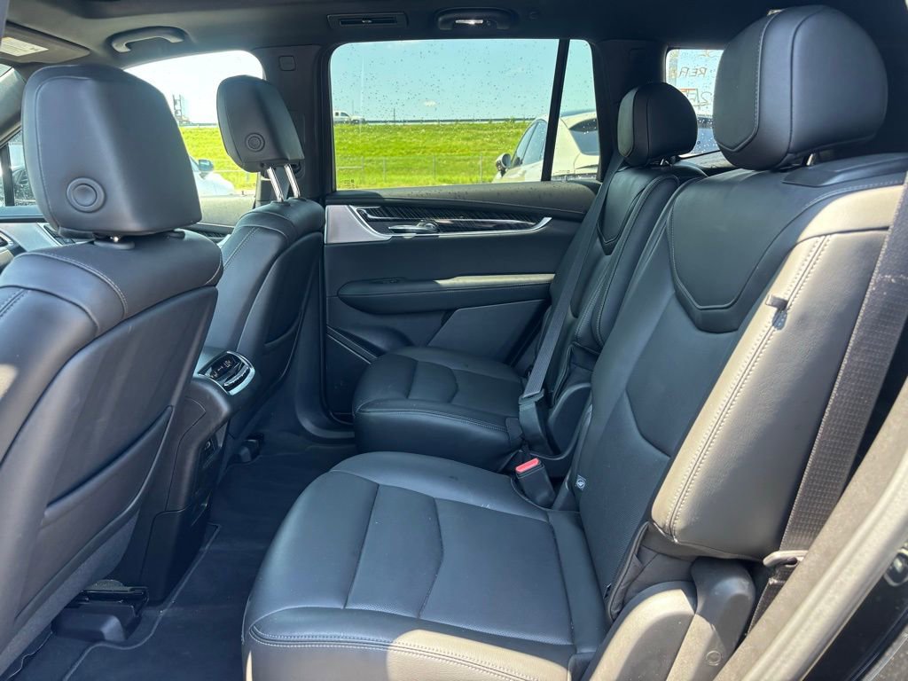 2025 Cadillac XT6 Premium Luxury photo 5