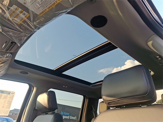 2025 Ford F-350 Lariat photo 9