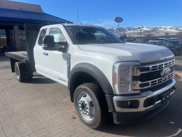 2024 Ford F-450 photo 3
