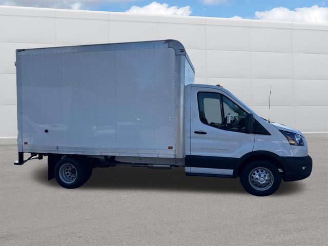 2024 Ford Transit photo 2
