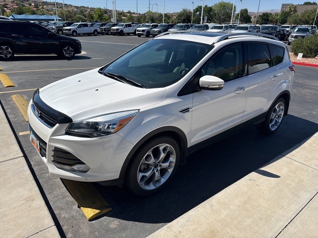 2014 Ford Escape Titanium photo 2