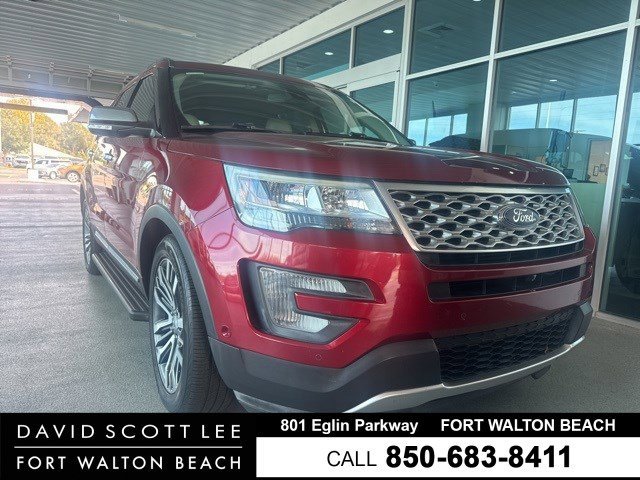 2017 Ford Explorer Platinum's photo