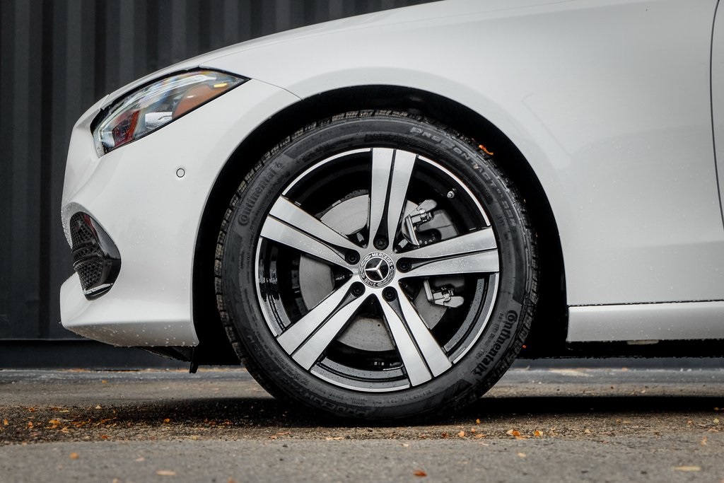2025 Mercedes Benz C 300 4MATIC photo 4