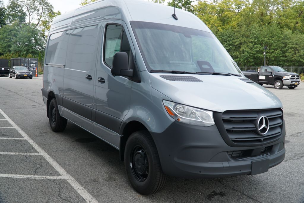 2025 Mercedes-Benz Sprinter Cargo Van Base's photo