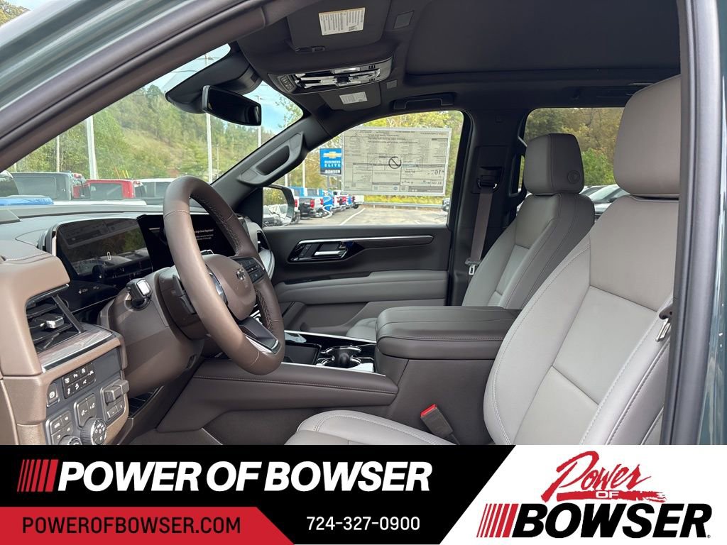 2026 Chevrolet Suburban Z71 photo 3