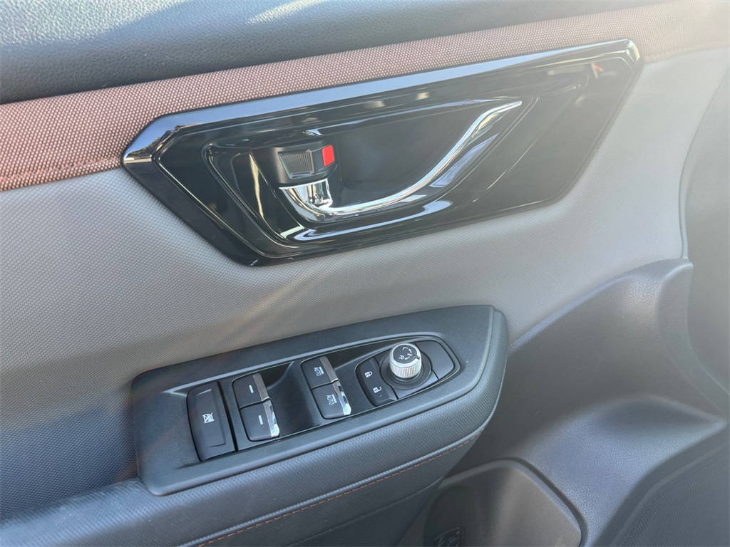 2025 Subaru Forester Sport photo 11