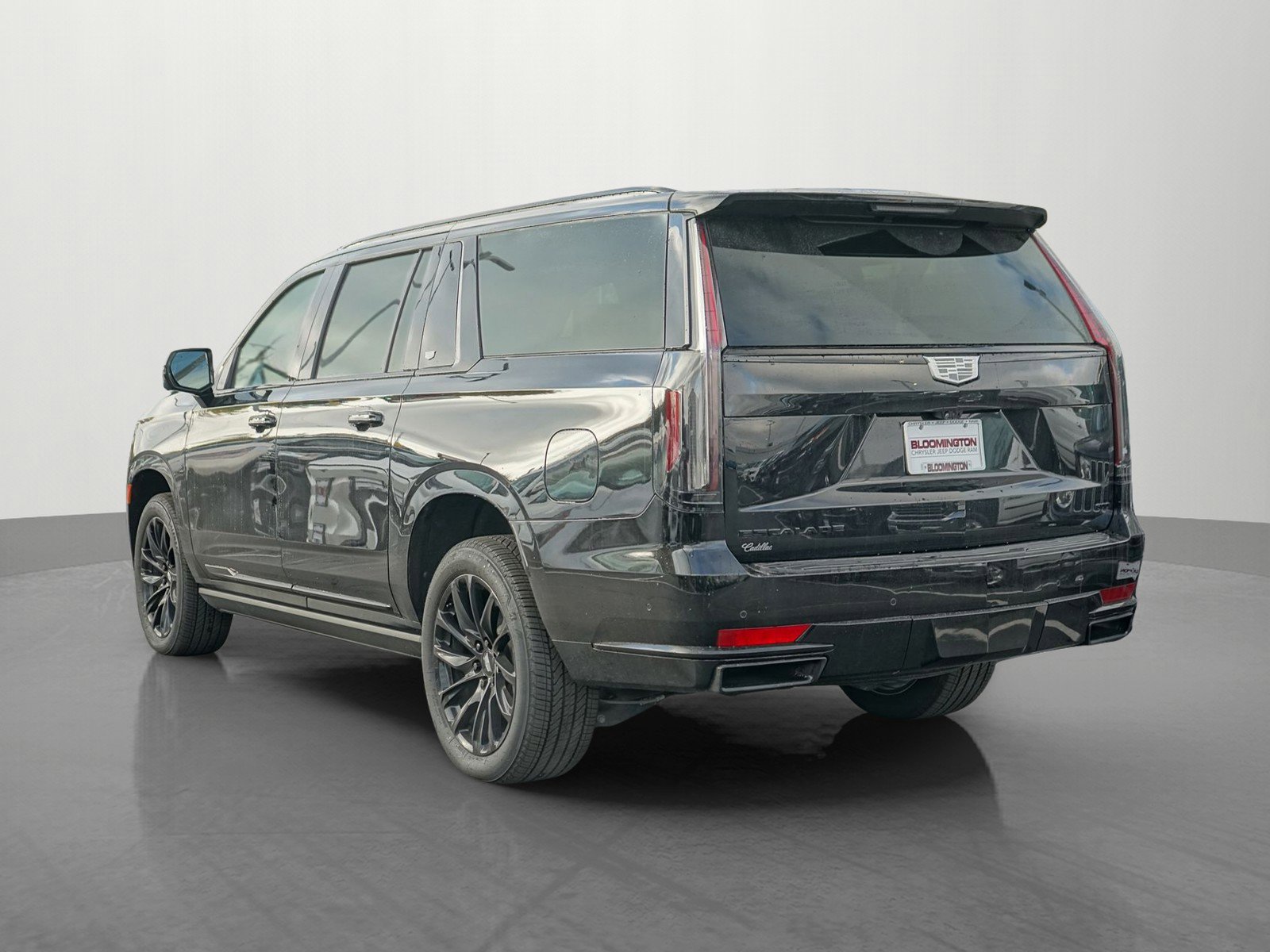 2024 Cadillac Escalade ESV Sport Platinum photo 3