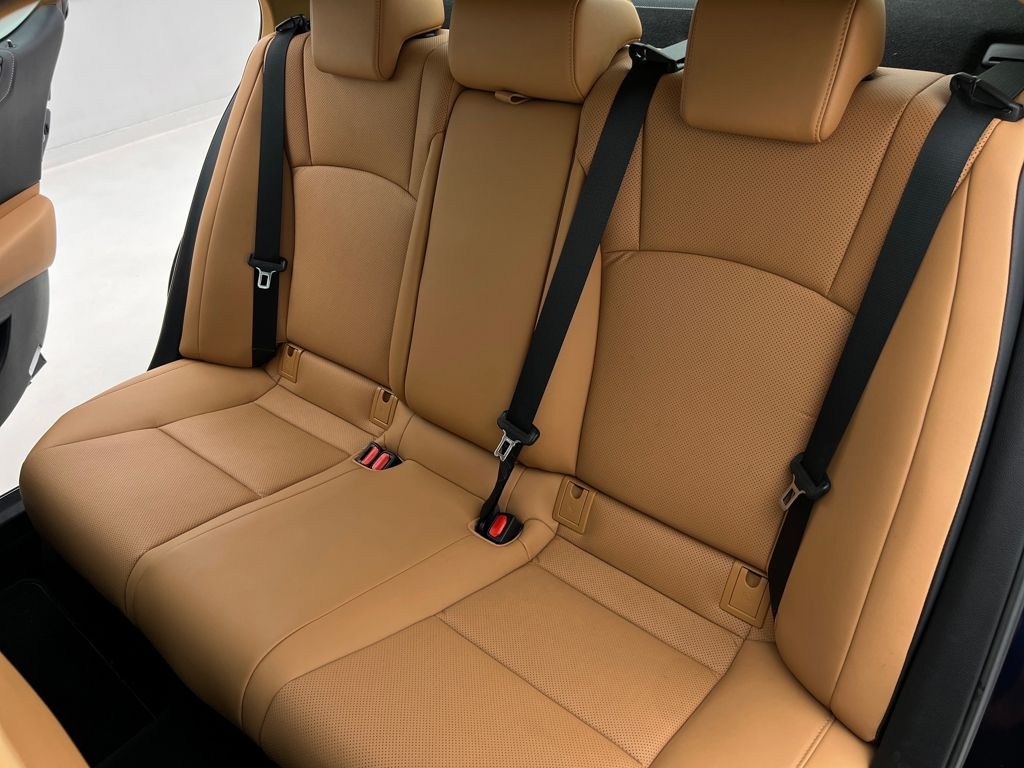 2023 Lexus ES 350 photo 18