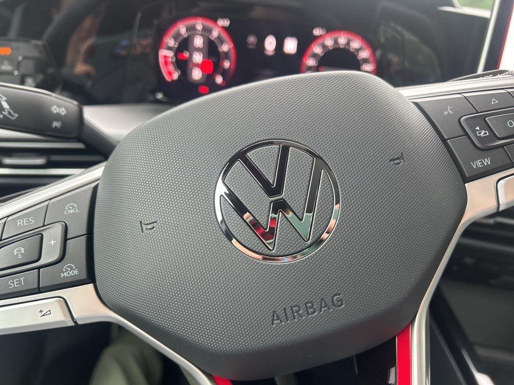 2025 Volkswagen Golf GTI SE photo 23