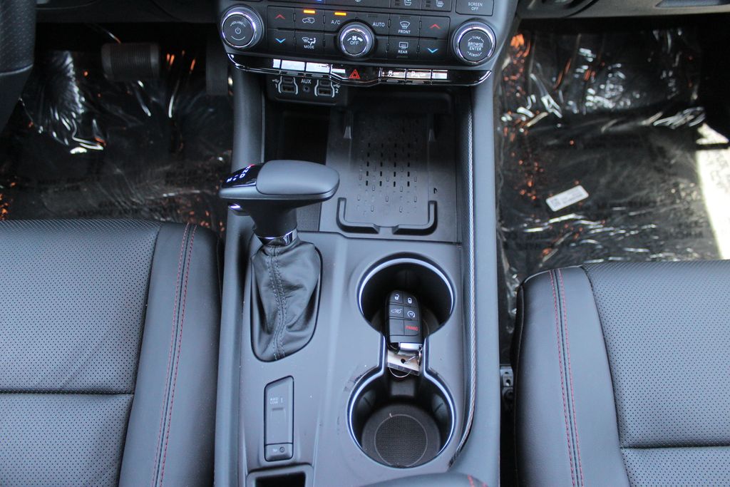 2025 Dodge Durango R/T Plus photo 21